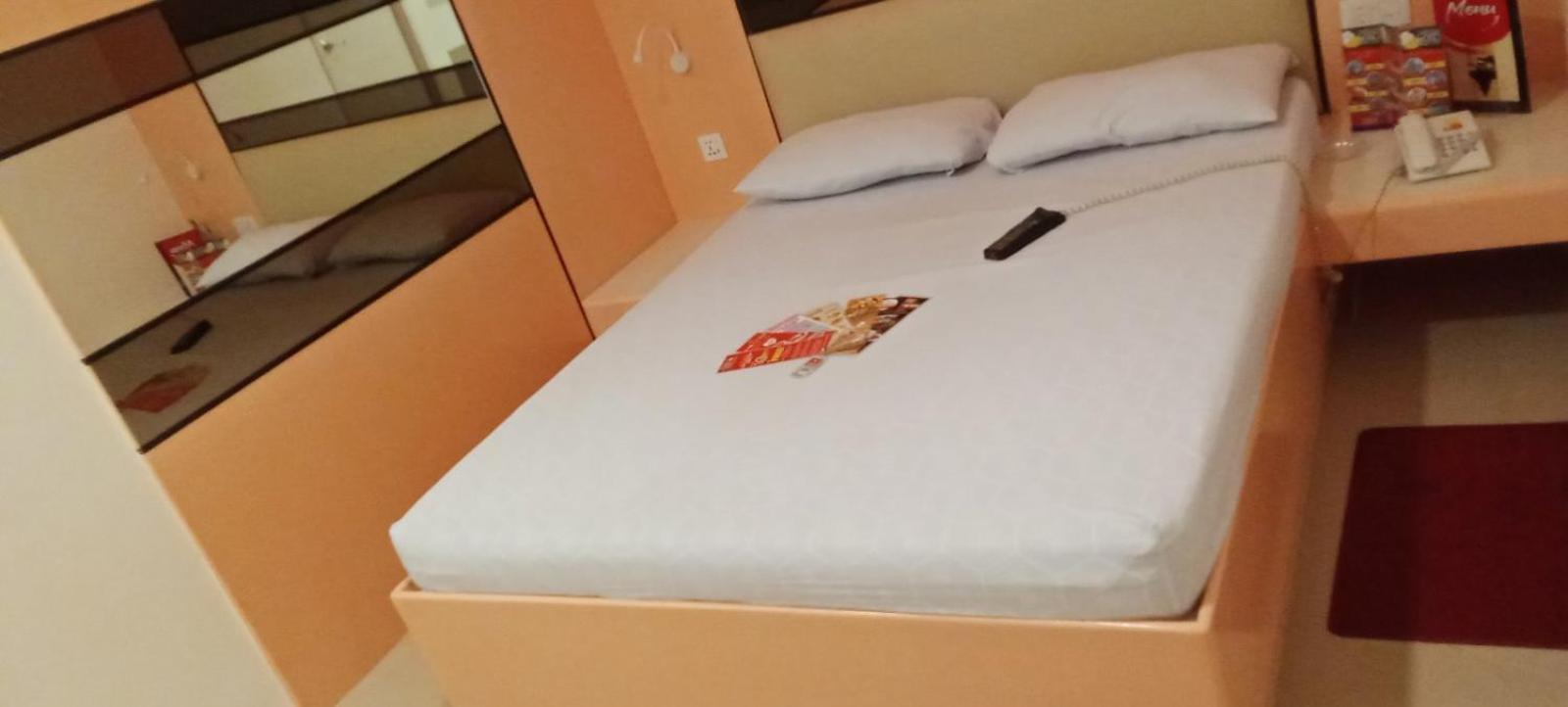 Hotel Sogo Buendia Pasay Luaran gambar