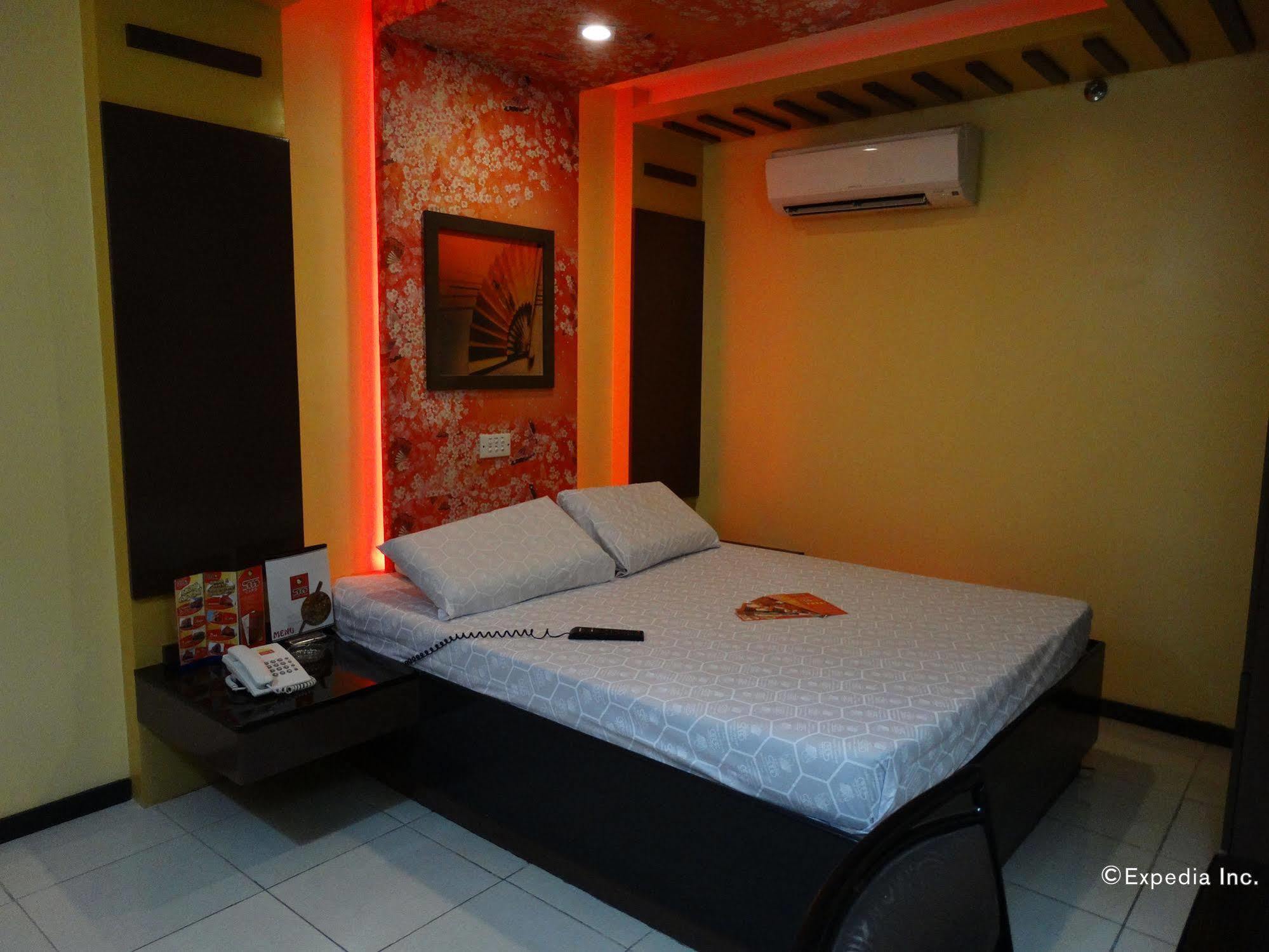 Hotel Sogo Buendia Pasay Luaran gambar