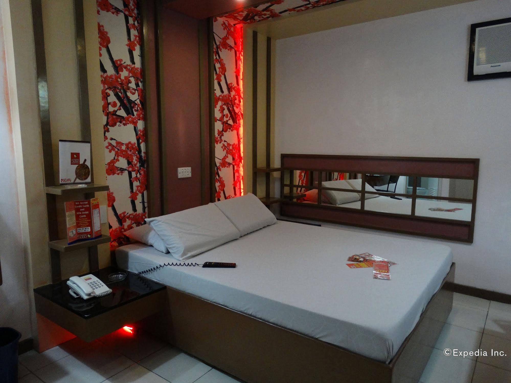 Hotel Sogo Buendia Pasay Luaran gambar