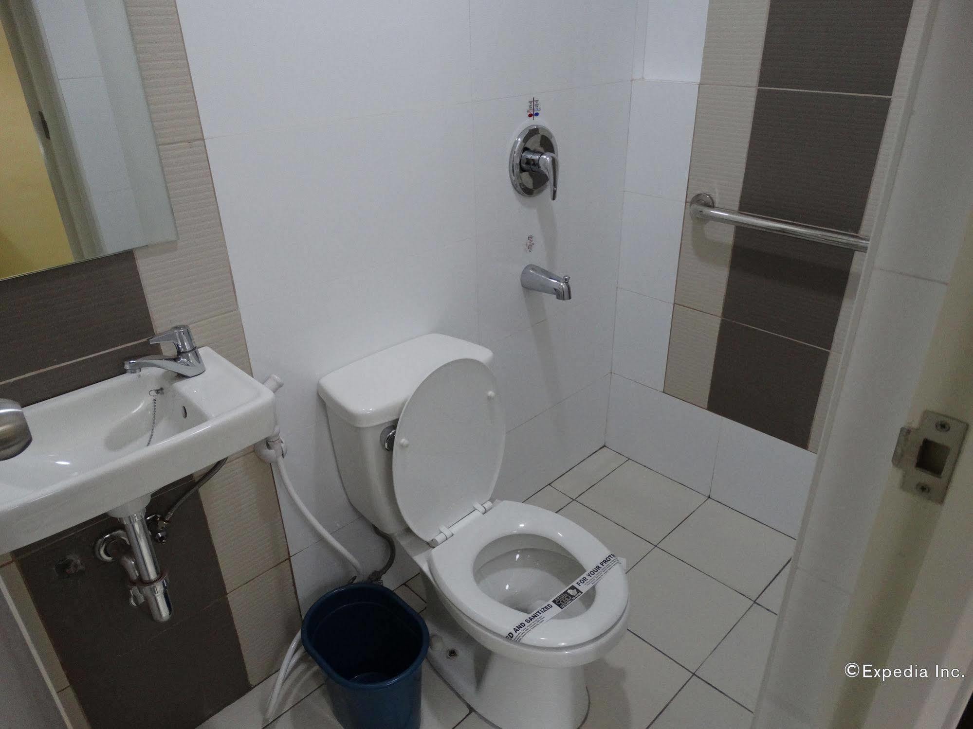 Hotel Sogo Buendia Pasay Luaran gambar