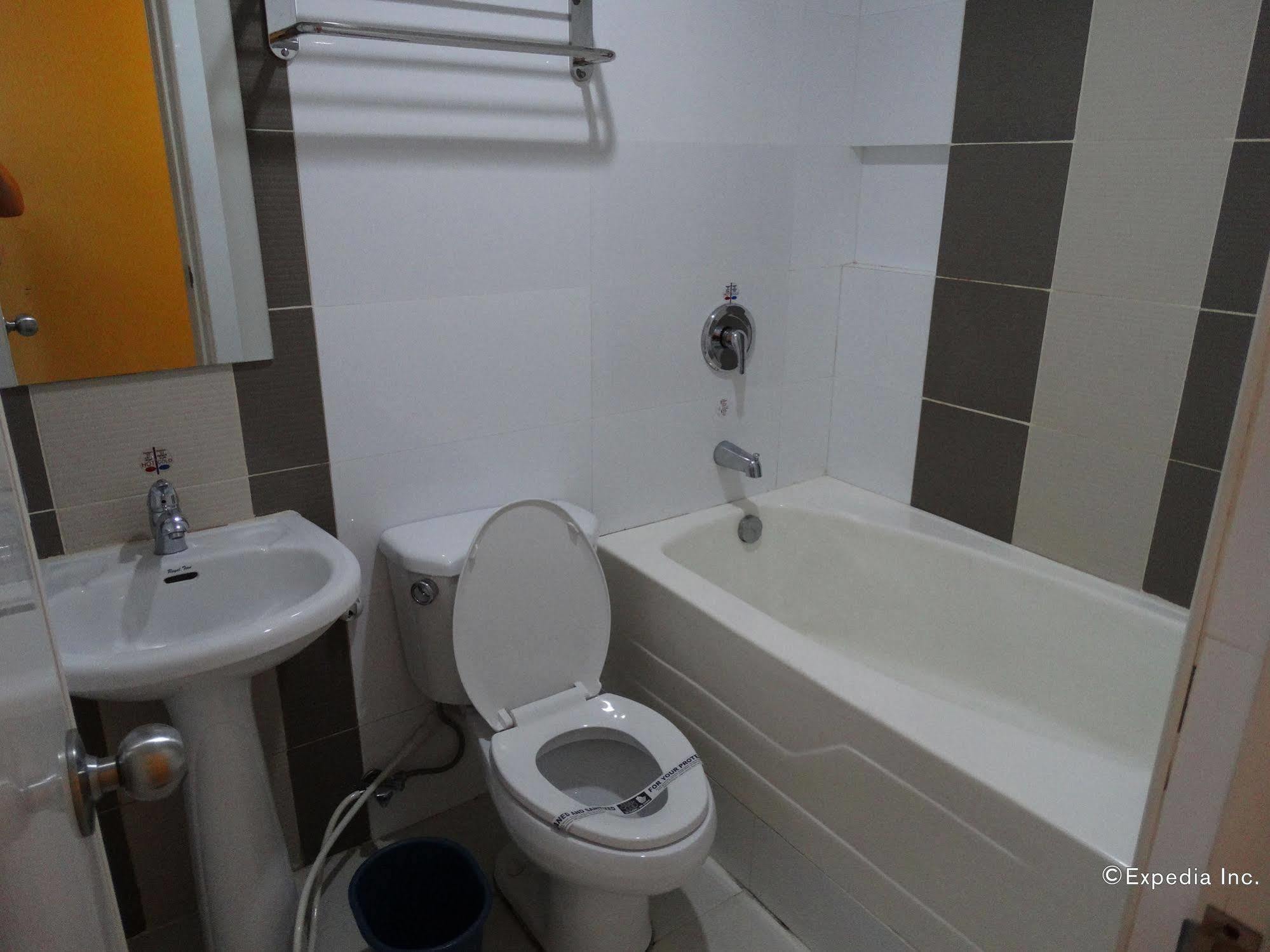 Hotel Sogo Buendia Pasay Luaran gambar